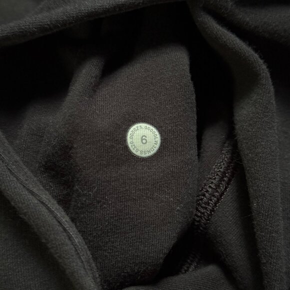 Lululemon Women's Scuba Crew - Black - Picture 5 of 7